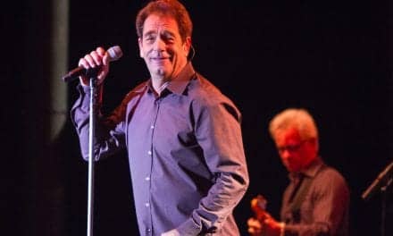 Huey Lewis Cancels 2018 Performances Because of Hearing Loss