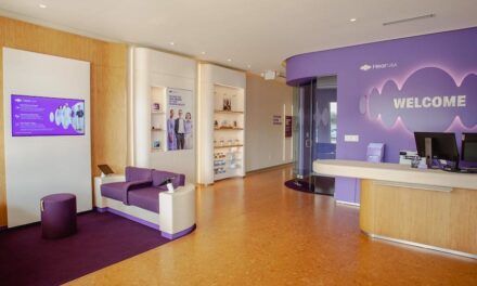 HearUSA Opens New Hearing Center in Texas